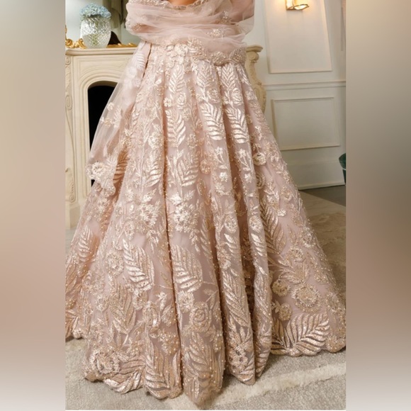 Designer Lengha - Picture 9 of 12